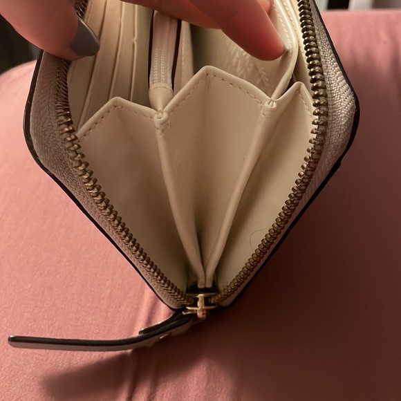 kate spade wallet - Picture 5 of 6